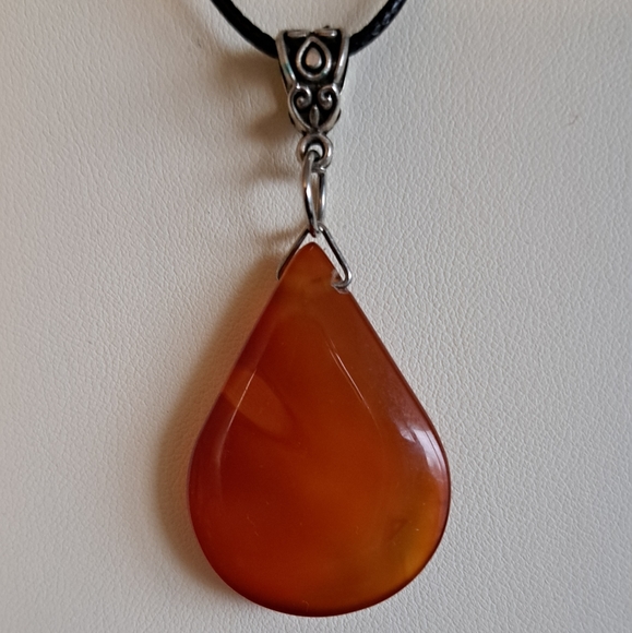 Carnelian Gemstone Necklace - Picture 1 of 3